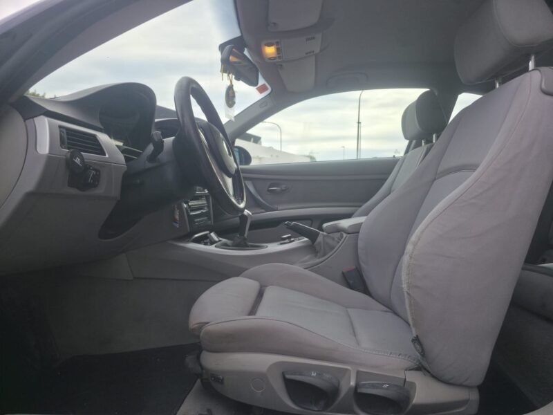 BMW 320D E92