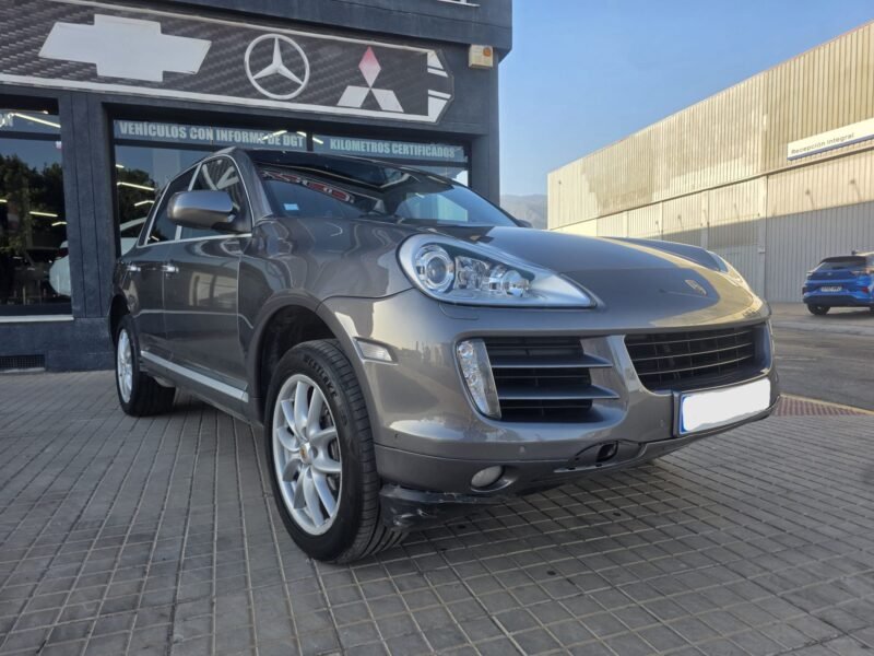 PORSCHE CAYENNE 3.0 TD