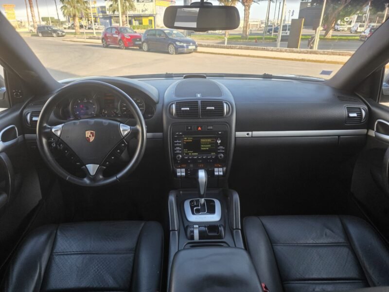 PORSCHE CAYENNE 3.0 TD