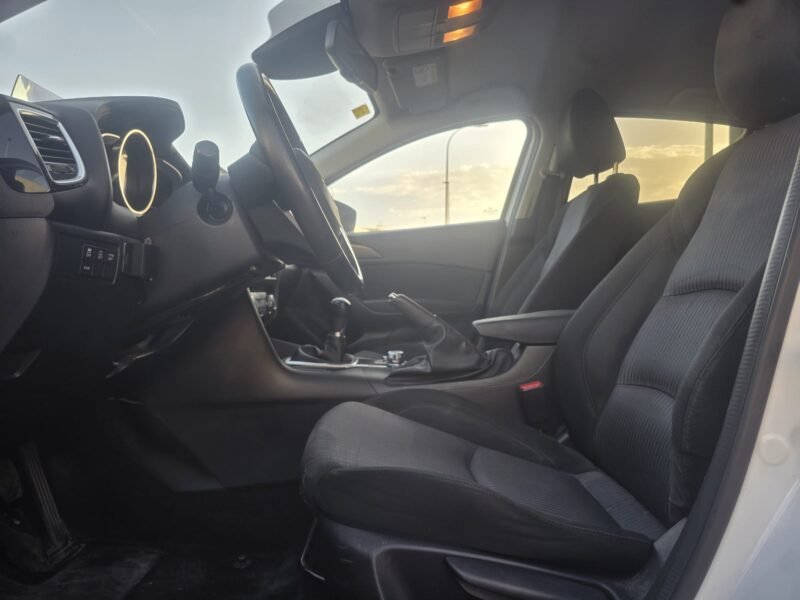 MAZDA 3 2.2 SKYACTIV-D