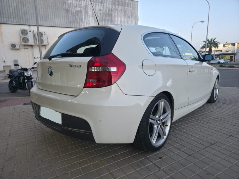 BMW SERIE 1 18D