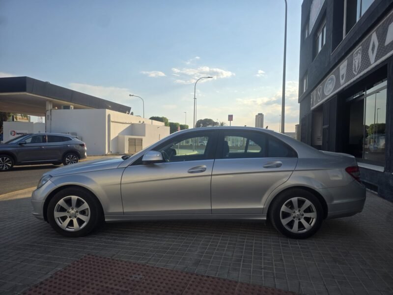 MERCEDES BENZ CLASE C 220 CDI