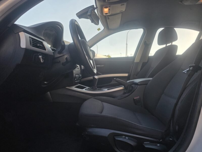 BMW SERIE 3 20D