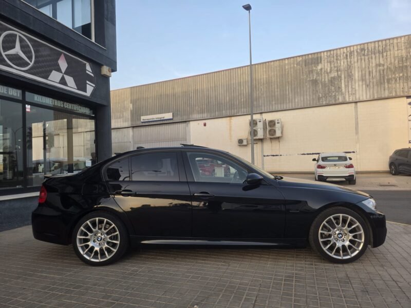 BMW SERIE 320 D E90