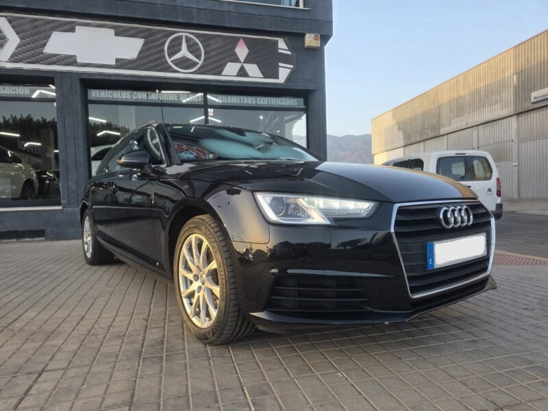 AUDI A4 AVANT