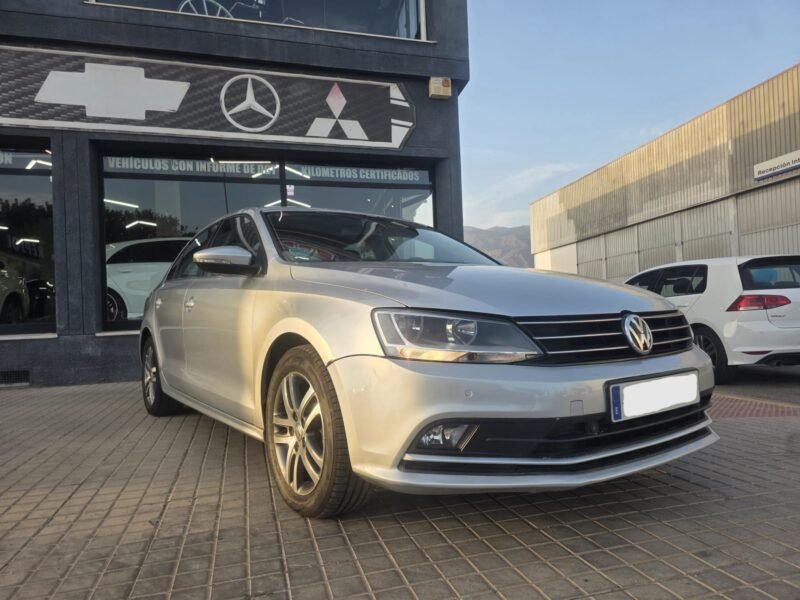 VOLKSWAGEN JETTA 2.0 TDI