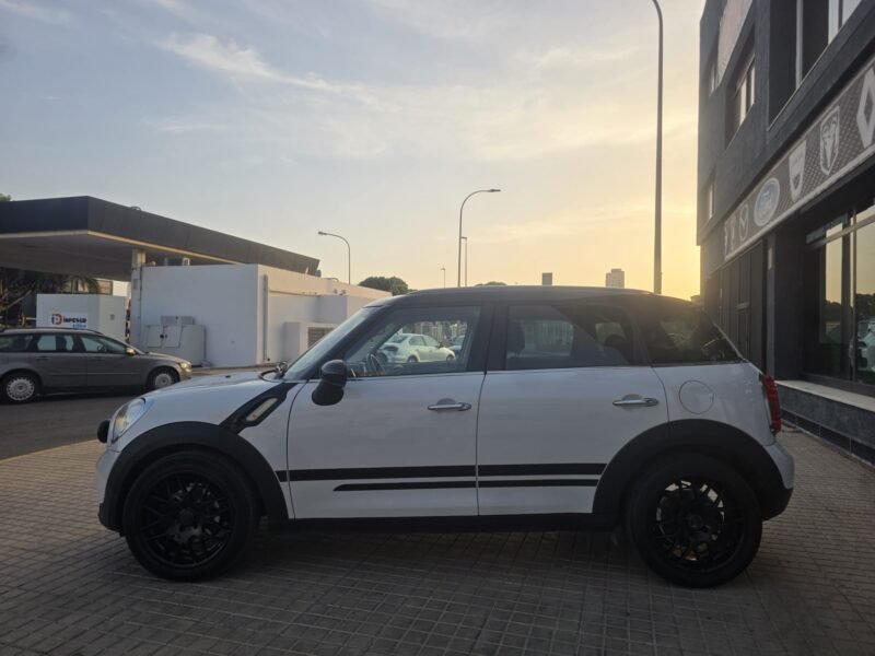 MINI COOPER D COUNTRYMAN
