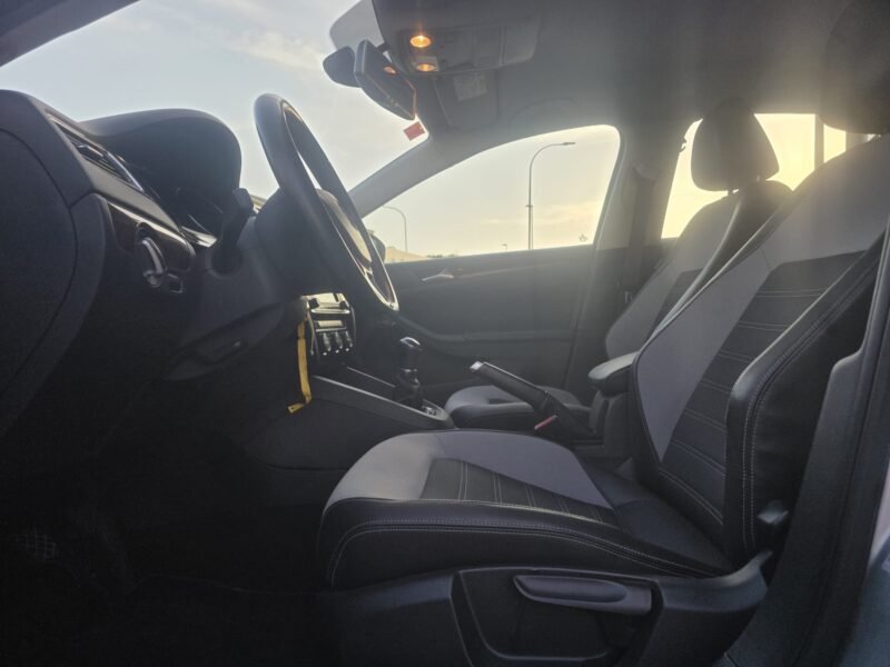 VOLKSWAGEN JETTA 2.0 TDI