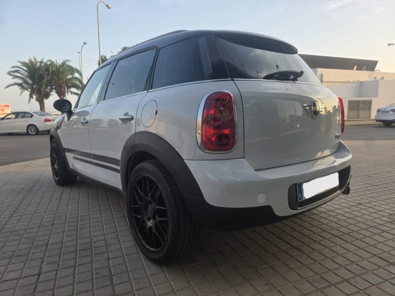 MINI COOPER D COUNTRYMAN