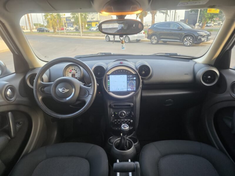MINI COOPER D COUNTRYMAN