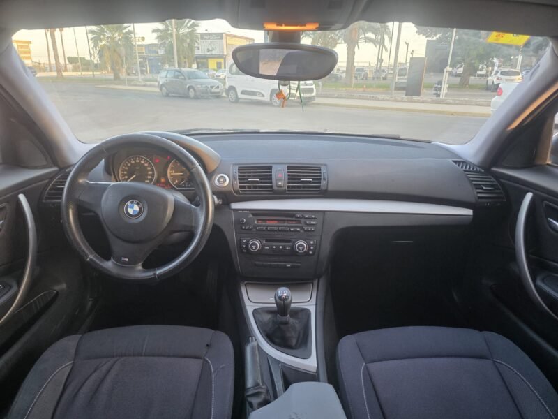 BMW SERIE 1 18D