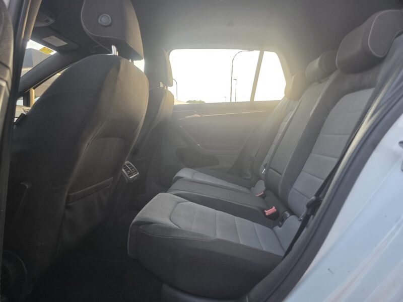 VOLKSWAGEN Golf 1.6 TDI