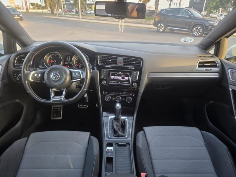 VOLKSWAGEN Golf 1.6 TDI