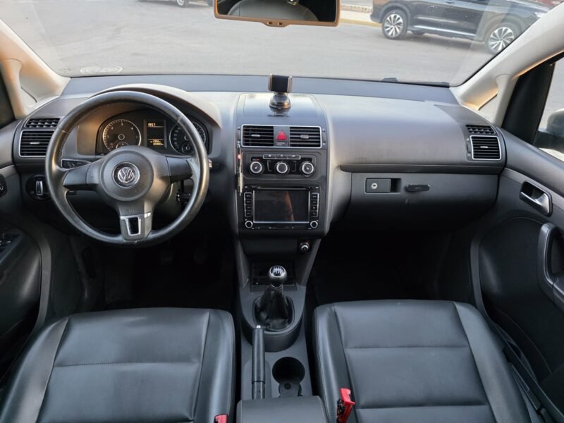 VOLKSWAGEN TOURAN 1.6 TDI