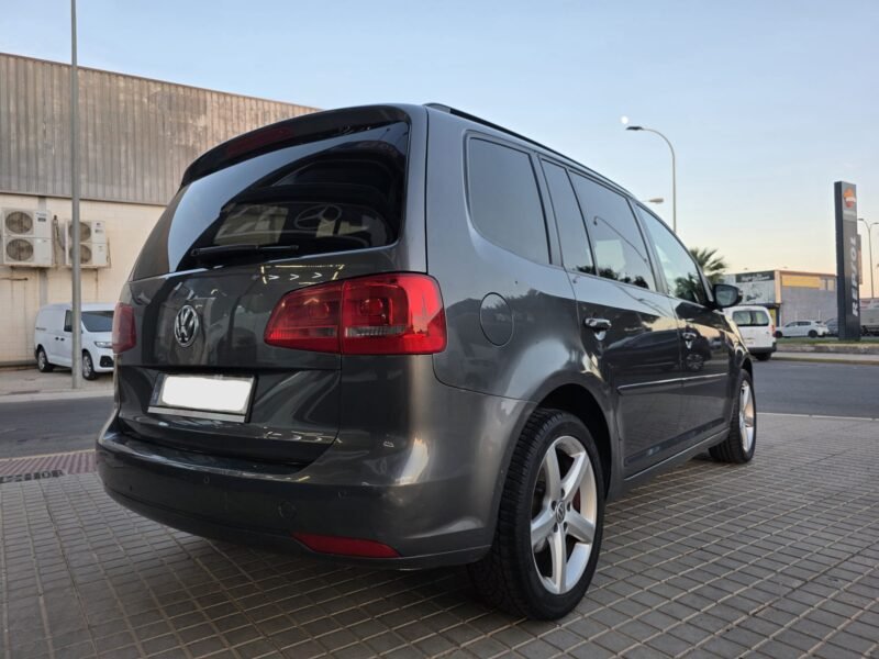 VOLKSWAGEN TOURAN 1.6 TDI