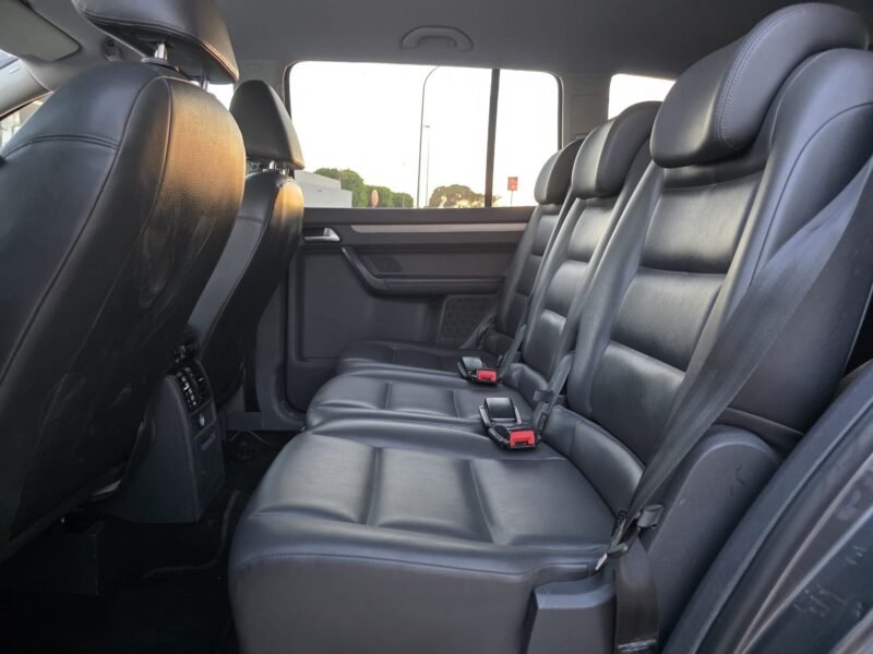 VOLKSWAGEN TOURAN 1.6 TDI