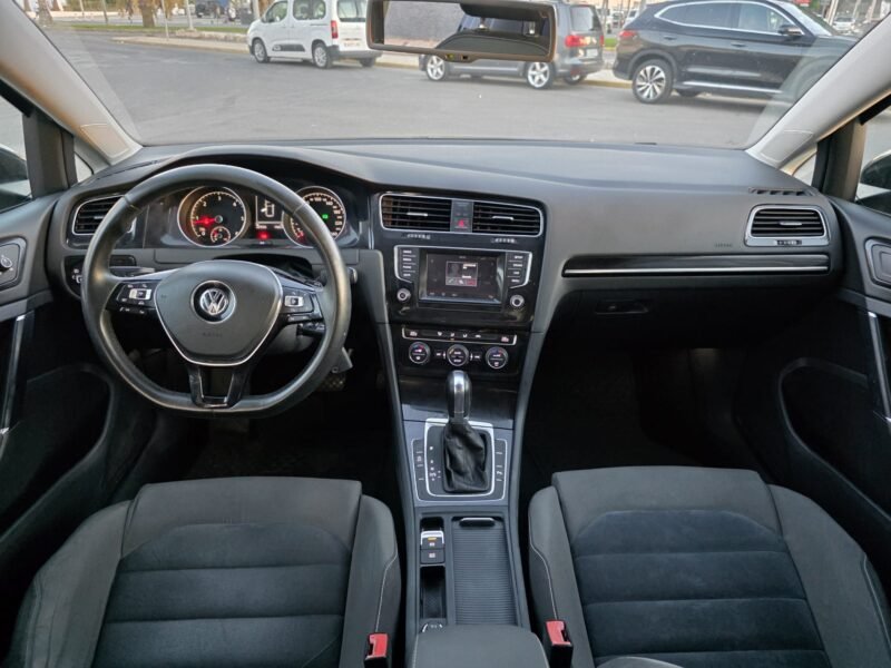 VOLKSWAGEN GOLF 1.6 TDI