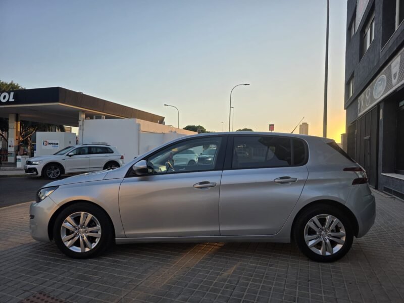 PEUGEOT 308 1.6 HDI