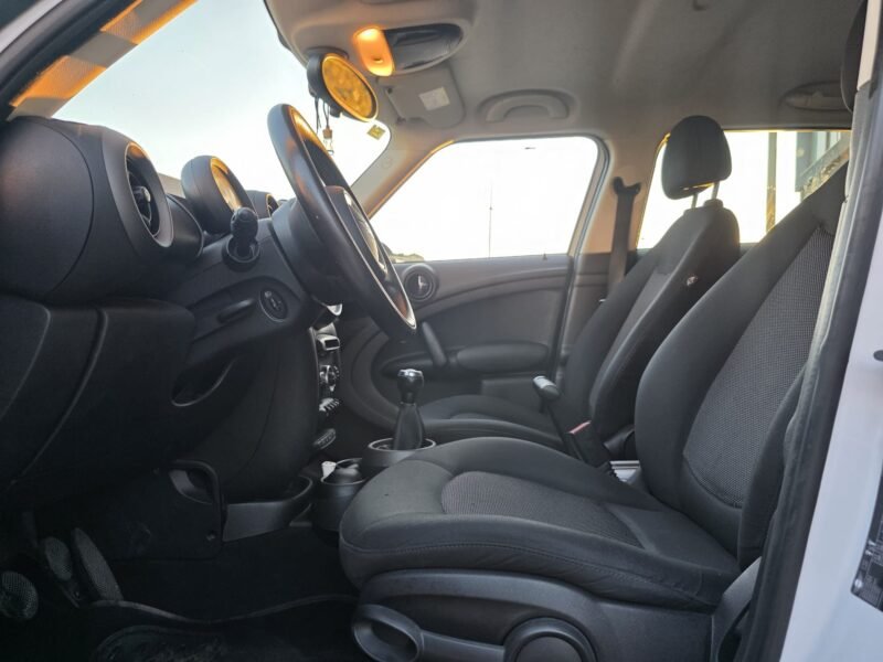 MINI COOPER D COUNTRYMAN