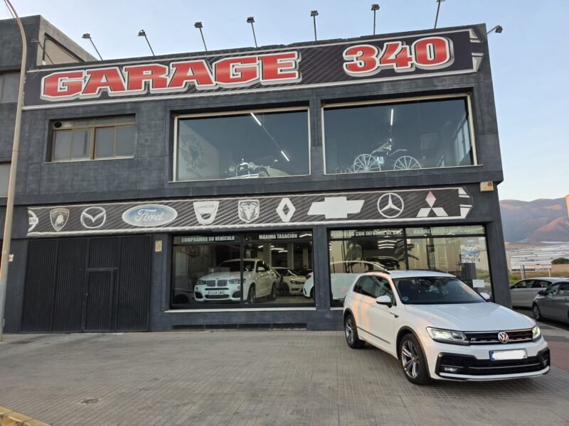 VOLKSWAGEN TIGUAN R-LINE 2.0 TDI