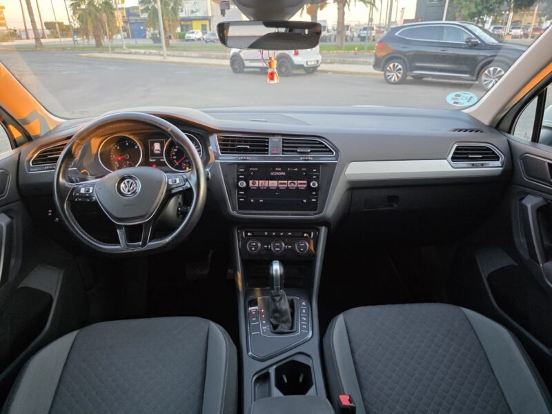 VOLKSWAGEN TIGUAN R-LINE 2.0 TDI