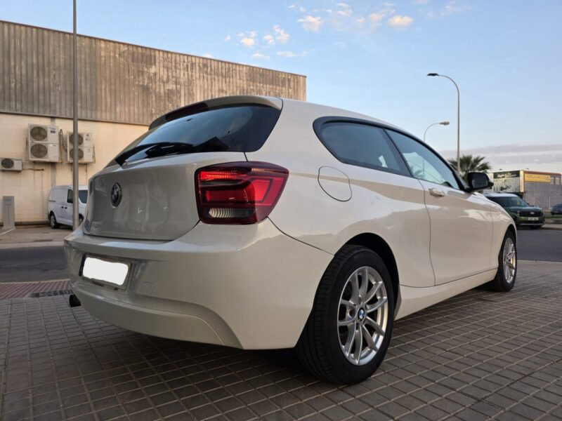 BMW SERIE 1 16D