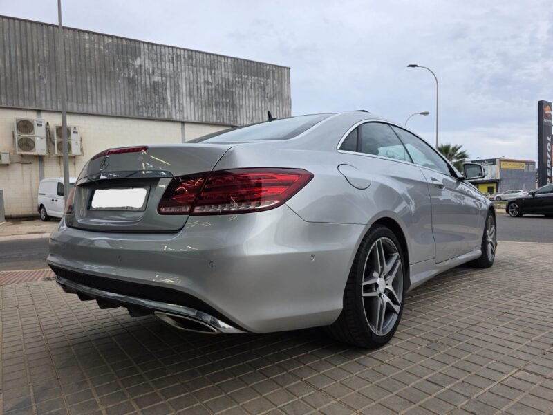 MERCEDES-BENZ CLASE E 220 CDI