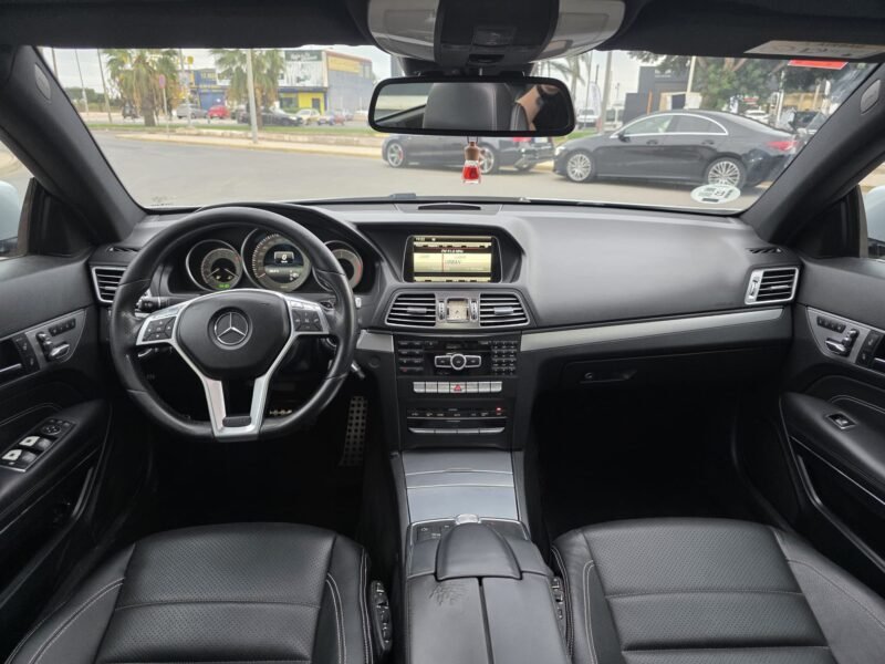 MERCEDES-BENZ CLASE E 220 CDI