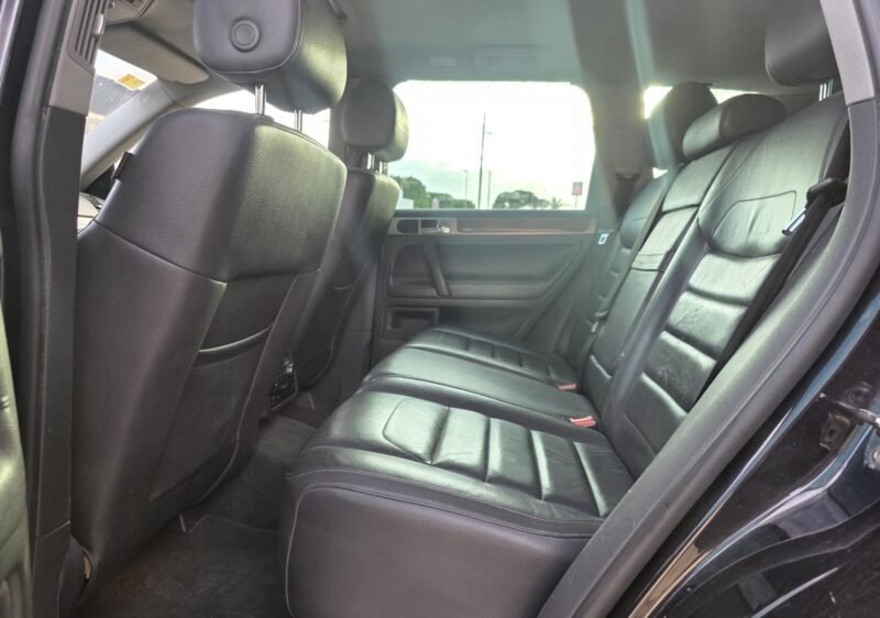 VOLKSWAGEN TOUAREG V6