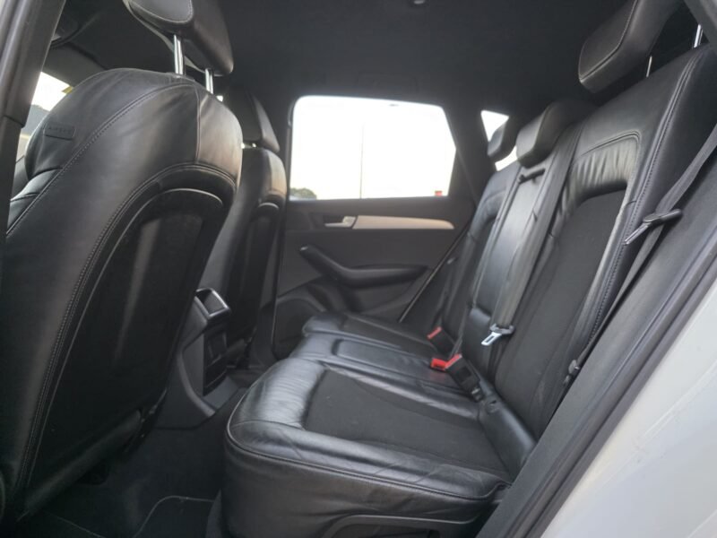 AUDI Q5 2.0 TDI