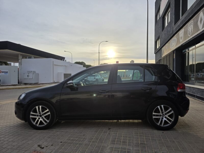 VOLKSWAGEN GOLF 2.0 TDI