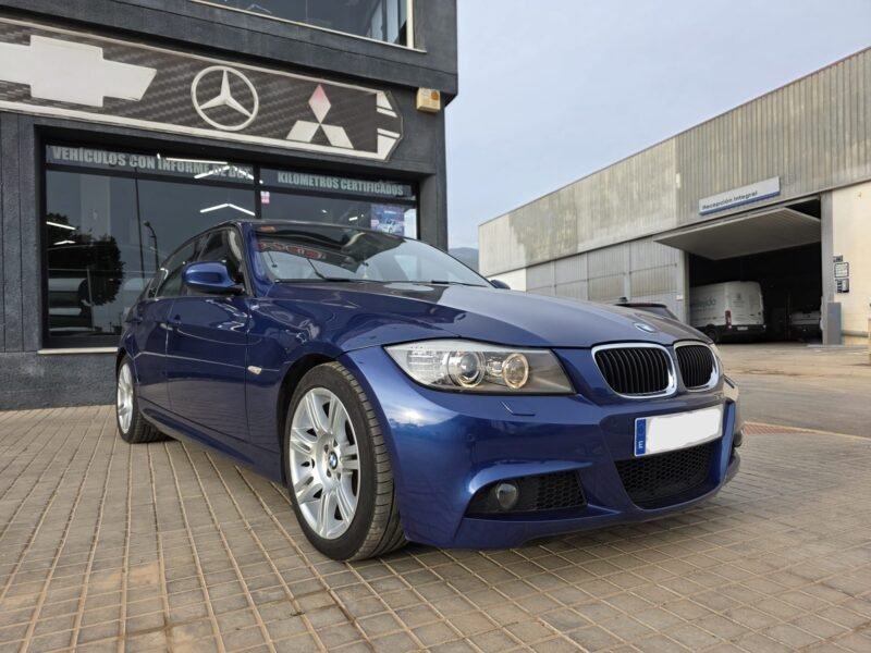 BMW 318D E90