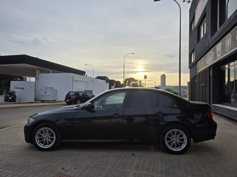 BMW 318D E90
