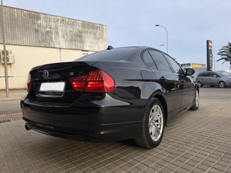 BMW 318D E90