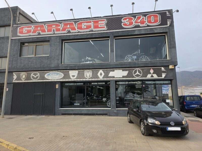 VOLKSWAGEN GOLF 2.0 TDI
